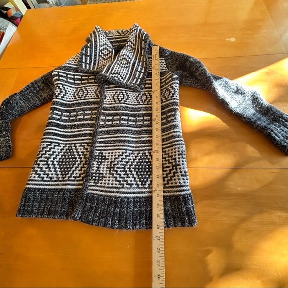 Intermix S black cream southwestern black white wool mohair knit cardigan - Picture 7 of 10